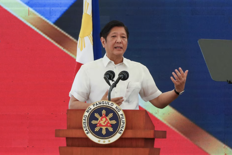 Analyst: Marcos should focus more on solving domestic issues